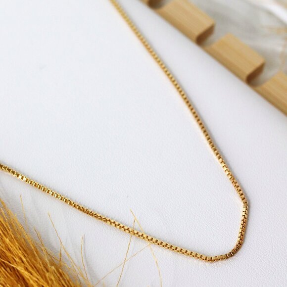Chic Basic Stainless Steel Chain Necklace - Versatile Accessory - Picture 2 of 2